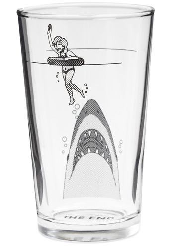 bicchiere con squalo